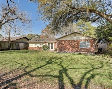 5615 Arboles Drive - Photo Thumbnail 1