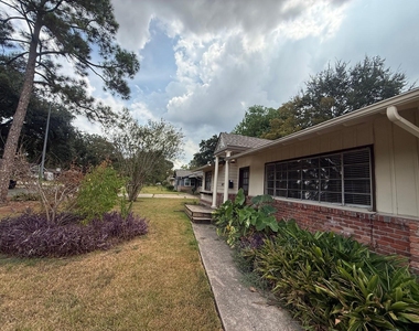 5615 Arboles Drive - Photo Thumbnail 24
