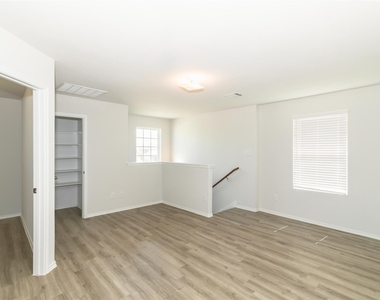 184 Spring Meadows Circle - Photo Thumbnail 5
