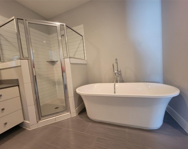 18 Evanston Street - Photo Thumbnail 3