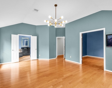 13931 Carrington Lane - Photo Thumbnail 21