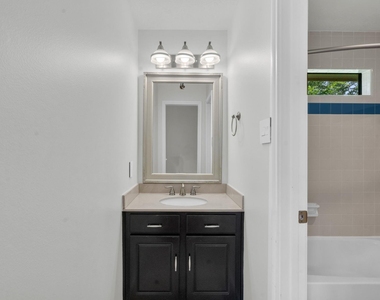 13931 Carrington Lane - Photo Thumbnail 18