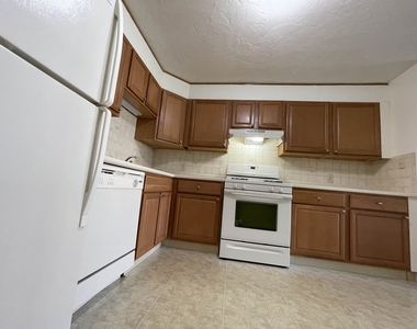 385 Huse - Photo Thumbnail 7