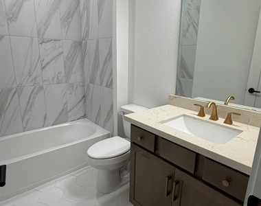 24126 Prairie Crabapple Court - Photo Thumbnail 8