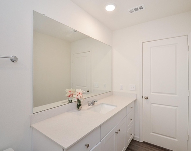 8627 Vacek Crossing Way - Photo Thumbnail 18