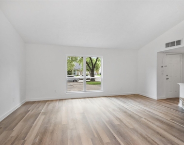 22822 Melham Lane - Photo Thumbnail 3