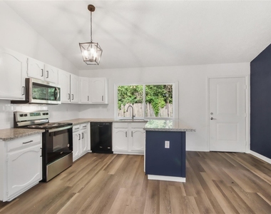 22822 Melham Lane - Photo Thumbnail 5