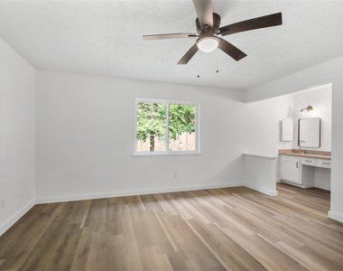 22822 Melham Lane - Photo Thumbnail 9