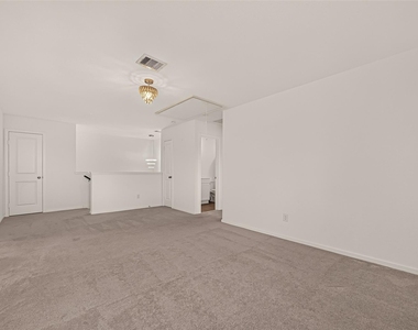 3242 Spanish Oak Lane - Photo Thumbnail 17