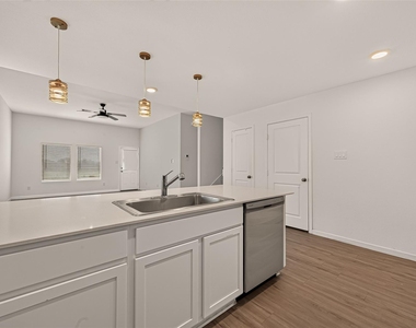 3242 Spanish Oak Lane - Photo Thumbnail 12