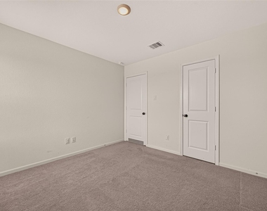 3242 Spanish Oak Lane - Photo Thumbnail 25