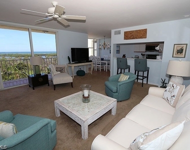 5550 Heron Point Drive - Photo Thumbnail 2