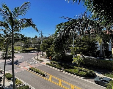 1035 3rd Avenue S - Photo Thumbnail 20