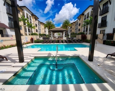 1035 3rd Avenue S - Photo Thumbnail 21