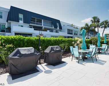 4200 Belair Lane - Photo Thumbnail 15