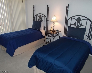 2444 Ravenna Boulevard - Photo Thumbnail 9