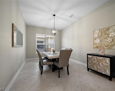 2866 Cinnamon Bay Circle - Photo Thumbnail 16