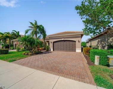 2866 Cinnamon Bay Circle - Photo Thumbnail 2