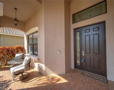 2866 Cinnamon Bay Circle - Photo Thumbnail 4