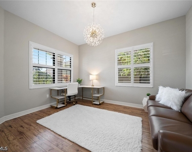 2866 Cinnamon Bay Circle - Photo Thumbnail 17