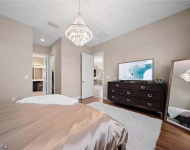 2866 Cinnamon Bay Circle - Photo Thumbnail 5
