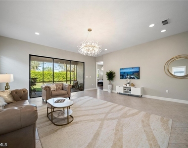 2866 Cinnamon Bay Circle - Photo Thumbnail 22