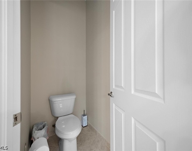 2866 Cinnamon Bay Circle - Photo Thumbnail 9
