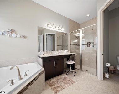 2866 Cinnamon Bay Circle - Photo Thumbnail 7