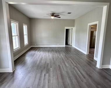217 Marland St - Photo Thumbnail 1