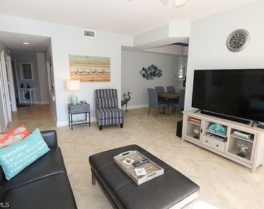 2110 Arielle Drive - Photo Thumbnail 2