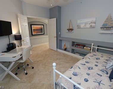 2110 Arielle Drive - Photo Thumbnail 14