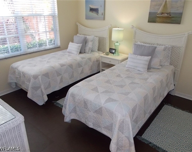 5693 Heron Lane - Photo Thumbnail 8