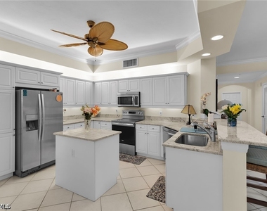451 Bayfront Place - Photo Thumbnail 9