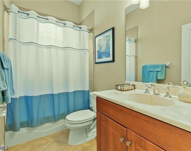 3131 Orangetree Bend - Photo Thumbnail 14