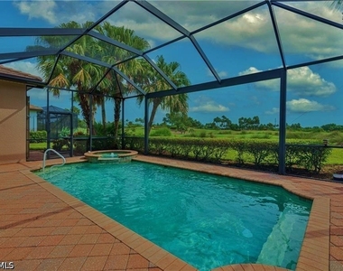 3131 Orangetree Bend - Photo Thumbnail 10