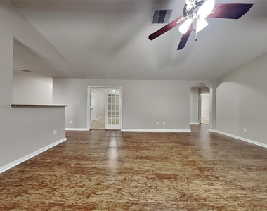 12318 Wavecrest Road - Photo Thumbnail 1