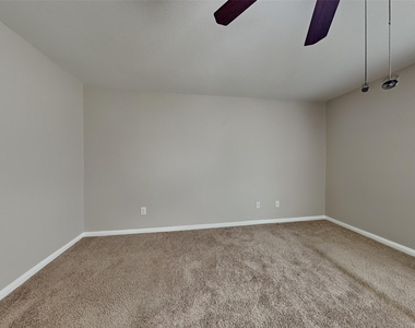 12318 Wavecrest Road - Photo Thumbnail 5