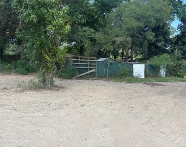 26356 E Holly Lane - Photo Thumbnail 1