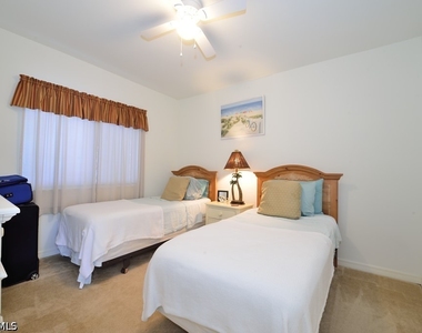 10000 Maddox Lane - Photo Thumbnail 15