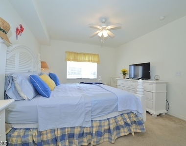 10000 Maddox Lane - Photo Thumbnail 12