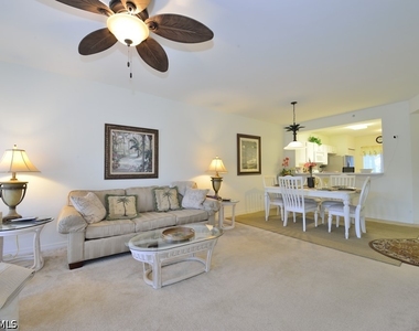 10000 Maddox Lane - Photo Thumbnail 6