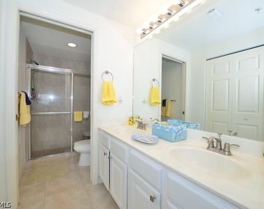 10000 Maddox Lane - Photo Thumbnail 13