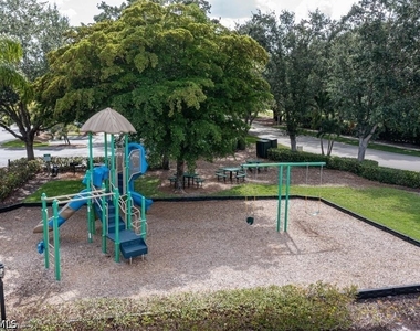 2252 Heritage Greens Drive - Photo Thumbnail 40