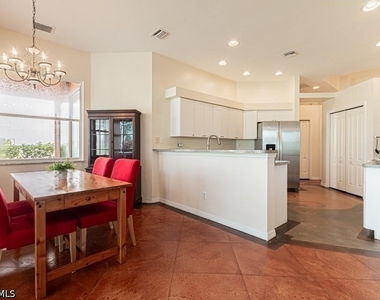 2252 Heritage Greens Drive - Photo Thumbnail 12