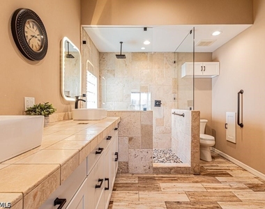 2252 Heritage Greens Drive - Photo Thumbnail 17