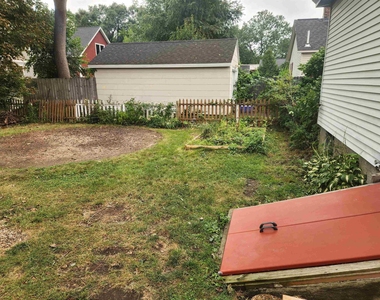 1 Wood - Photo Thumbnail 4