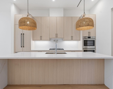 824 Malone Street - Photo Thumbnail 6