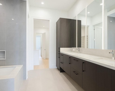 824 Malone Street - Photo Thumbnail 18