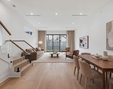 824 Malone Street - Photo Thumbnail 9
