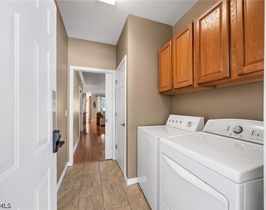 7000 Pinnacle Lane - Photo Thumbnail 17